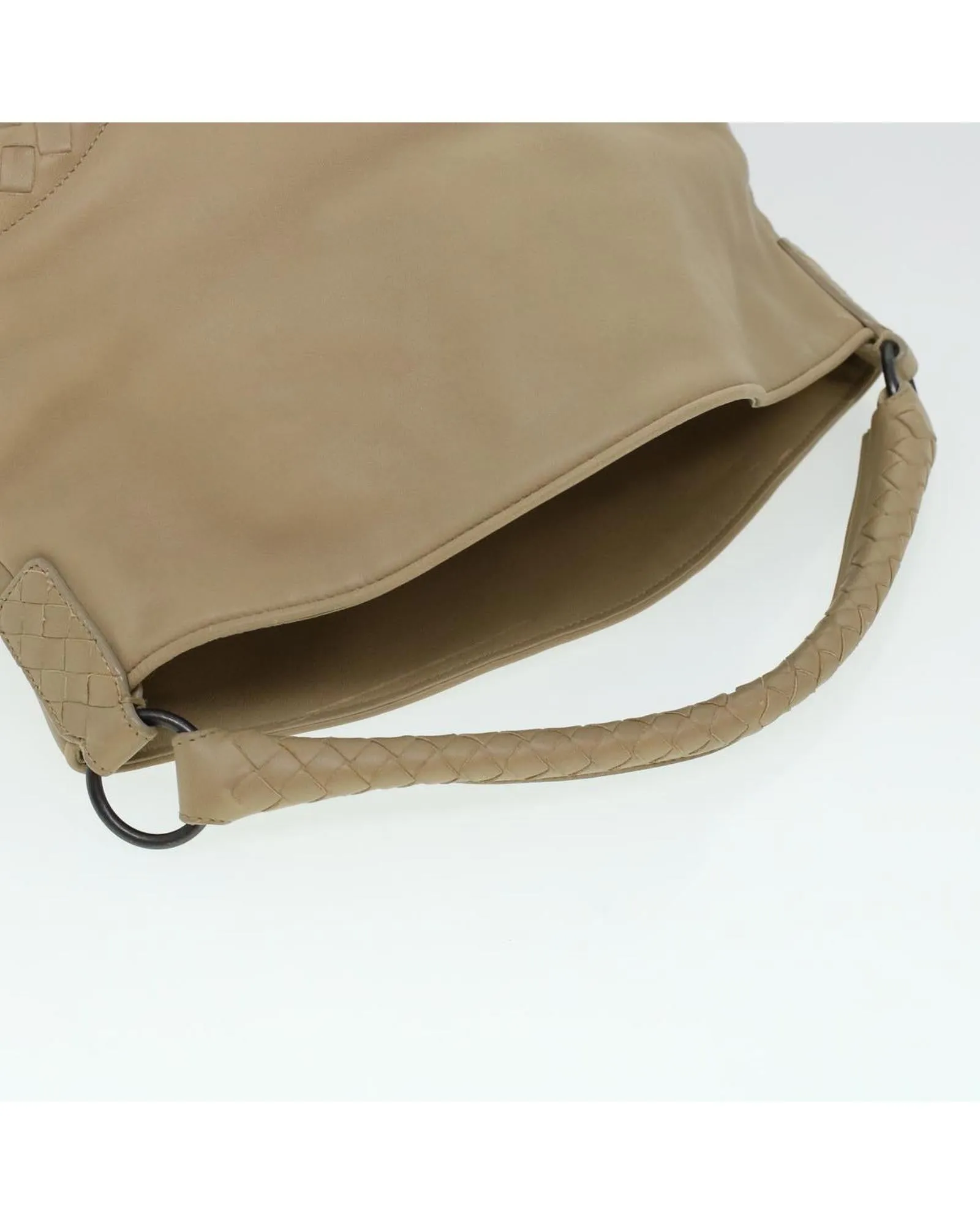 Beige Leather Shoulder Bag - Authenticated (am4282)