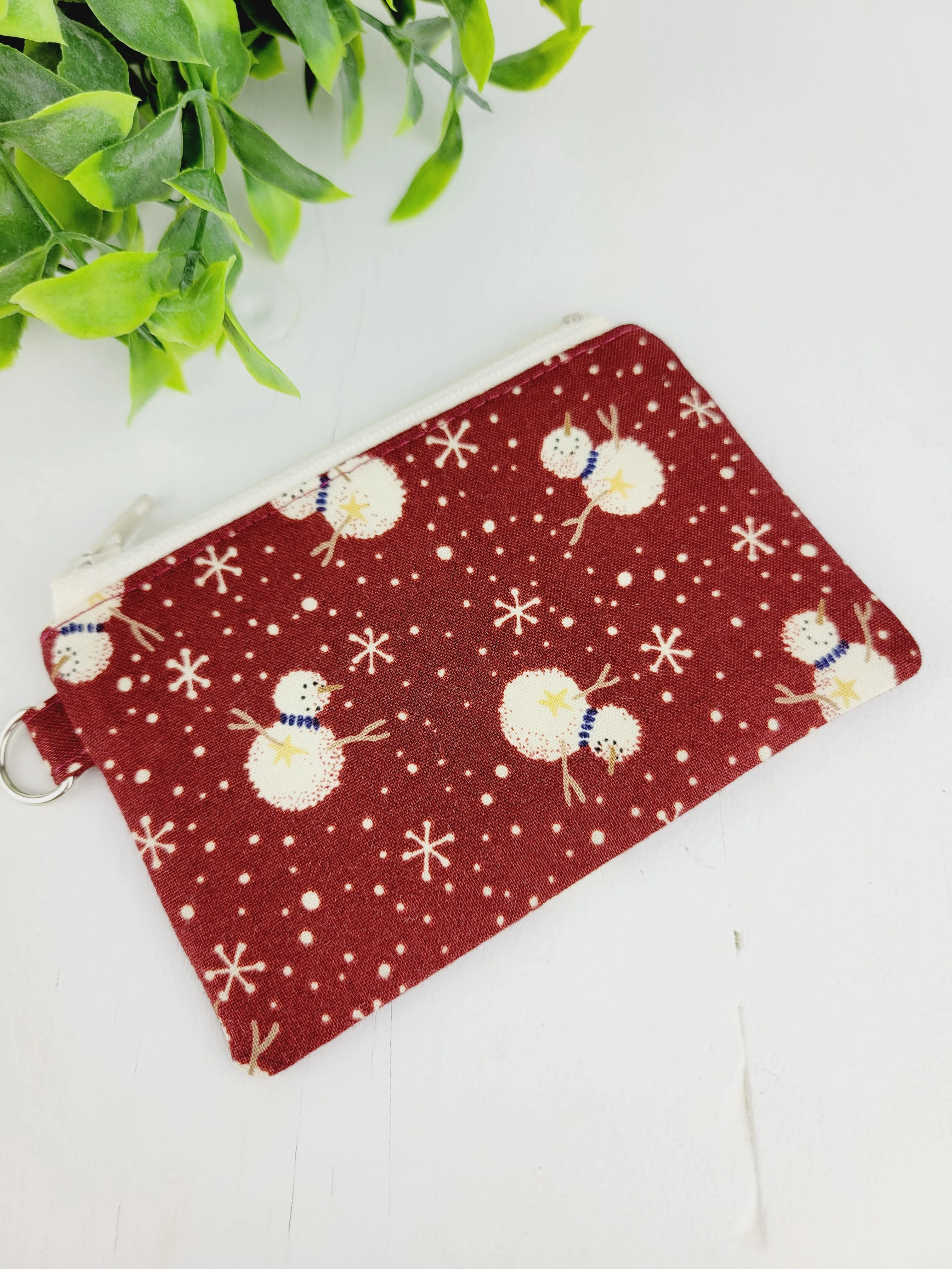 Izzyrai Handmade, Holiday Fabric Coin Purses