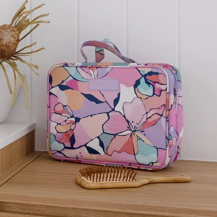 Mindful Marlo Hanging Toiletry Bag - Willow